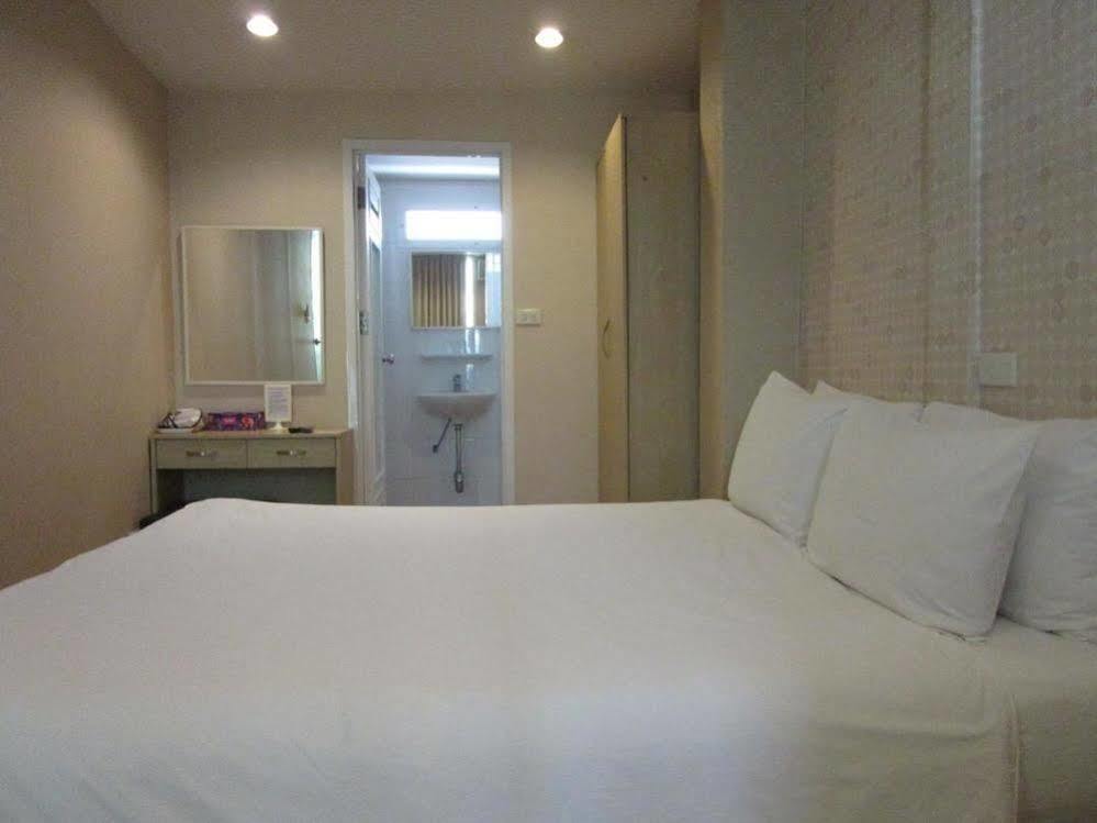 Hotel Urban House Bangkok Exterior foto