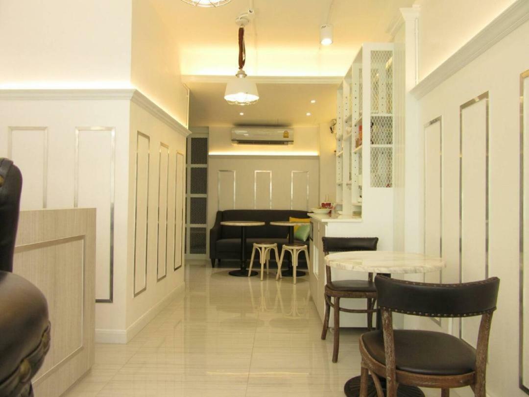 Hotel Urban House Bangkok Exterior foto
